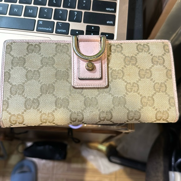 Gucci Mono With Pink Combi - Picture 2 of 12